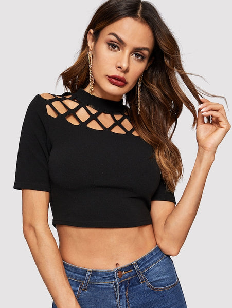 Geo Cutout Yoke Fitted Crop Top